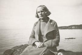 12283b-Lára Marinósdóttir Hafstein (1906-1969) Labba