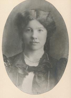Ingibjörg Jóhannsdóttir (1888-1947) Hamarsgerði í Fremribyggð