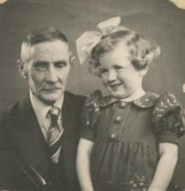 Páll Hrútfjörð Jónsson  (1870-1945) og Sigyn Frímann (1934-2008)