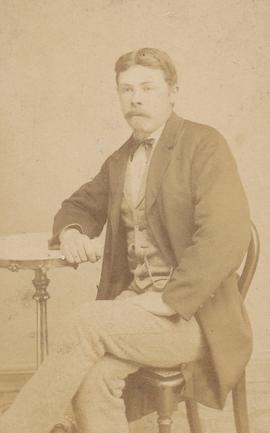 Jón Sigfússon (1855-1906) ráðsmaður Stafholtsey 1905