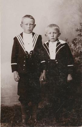 Páll Ásgeir (1890) og Björn Olsen (1892) frá Leysingjastöðum