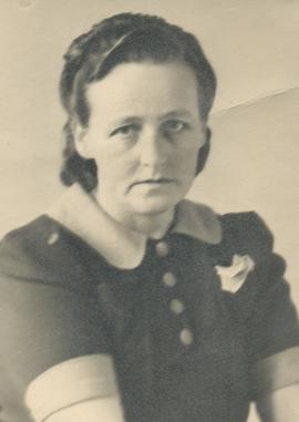 12261-Arndís (Dúfa) Ágústsdóttir Baldurs (1899-1990) (1).