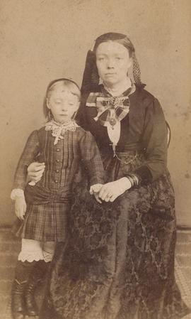Sigríður Árnadóttir (1880-1965) kennari og Sigríður Jóhannesdóttir (1851-1890) Glæsibæ