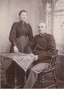 04895-Katrín Þorsteinsdóttir og Þorsteinn (1871) Jónatansson (1824-1873) Davíðsson-Winnipeg