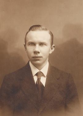 Jón Pétur Eyþórsson (1895-1968) veðurfræðingur frá Hamri í Bakásum