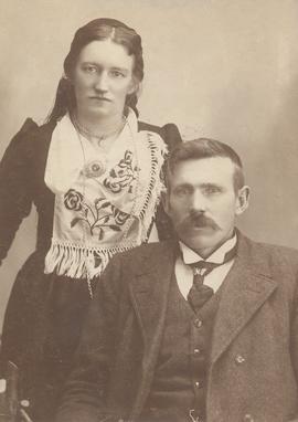Guðrún Erlendsdóttir (1886-1966) og Sigurjón Þorláksson (1877-1943) Tindum