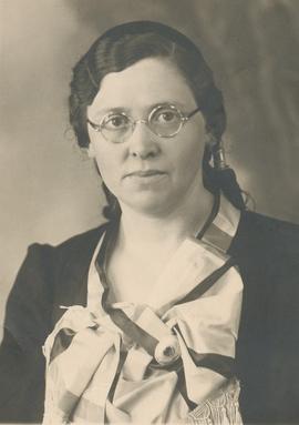Guðrún Jóhannsdóttir (1898-1969) Vallarnesi frá Torfustöðum