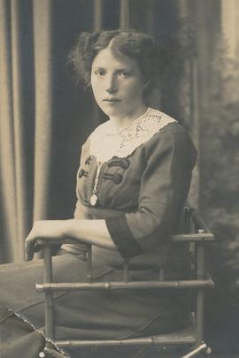 Kristín Jósefsdóttir (1892-1987) ljósmóðir Bíldsfelli Grafningi frá Litla-Búrfelli Svínadal