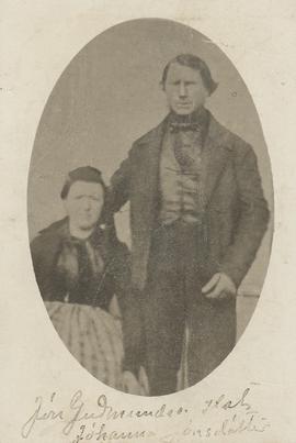 Jóhanna Jónsdóttir (1820-1881) og maður hennar Jón Guðmundsson (1818-1877) Holtastöðum