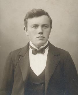Jón Sigvaldason (1882-1952) vm Leysingjastöðum 1920. Reykjavík