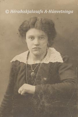 Ólafía Steinunn Pétursdóttir (1898-1920) Hnjúki