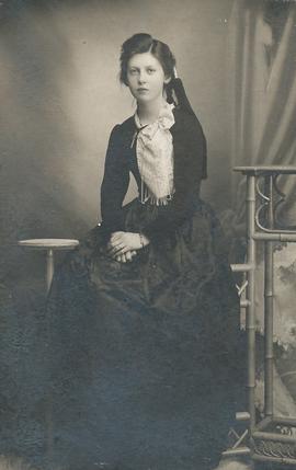 Emilía Sighvatsdóttir (1887-1967) Breiðabólsstað Skildinganesi