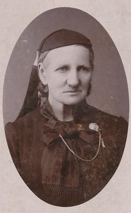 Guðrún Jónsdóttir (1835-1905) Ólafshúsi og Guðrúnarhúsi-Auðólfsstöðum frá Undirfelli