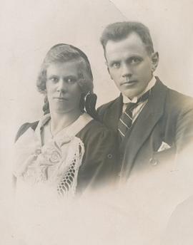 13922-Laufey Klara Eggertsdóttir (1902-1992) og Guðjón Hafsteinn Guðnason (1896-1980) tollþjónn R...