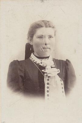 1337-Stefanía Lilja Guðmundsdóttir (1876-1950) Stafni