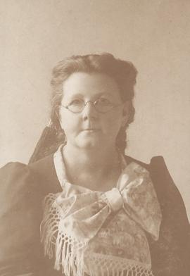 Ingibjörg Lárusdóttir (1860-1949) Ólafshúsi Blö