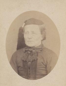 Elísabet Sigurðardóttir Knudsen (1836-1913) Ytri-Ey