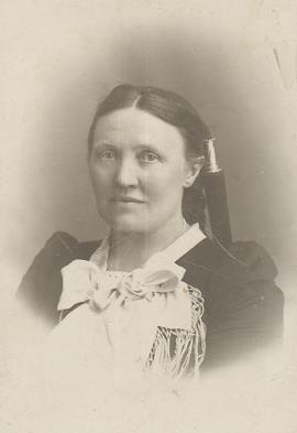 1302-Þuríður Helga Jónsdóttir (1864) frá Hvammi í Laxárdal fremri